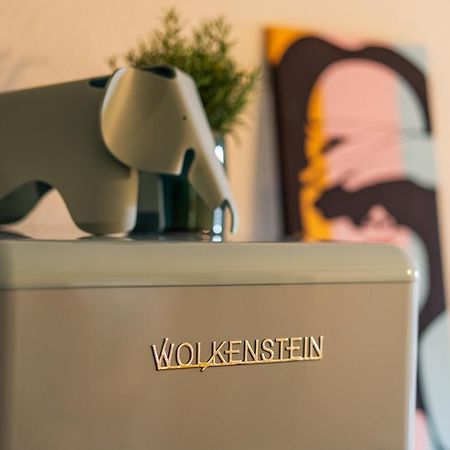 Farbenfrohe Altbauwohnung, Top Ausstattung ฟรีดริชส์ฮาเฟน ภายนอก รูปภาพ